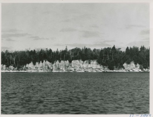 Image of Lime Cliffs, Bras D'or Lakes